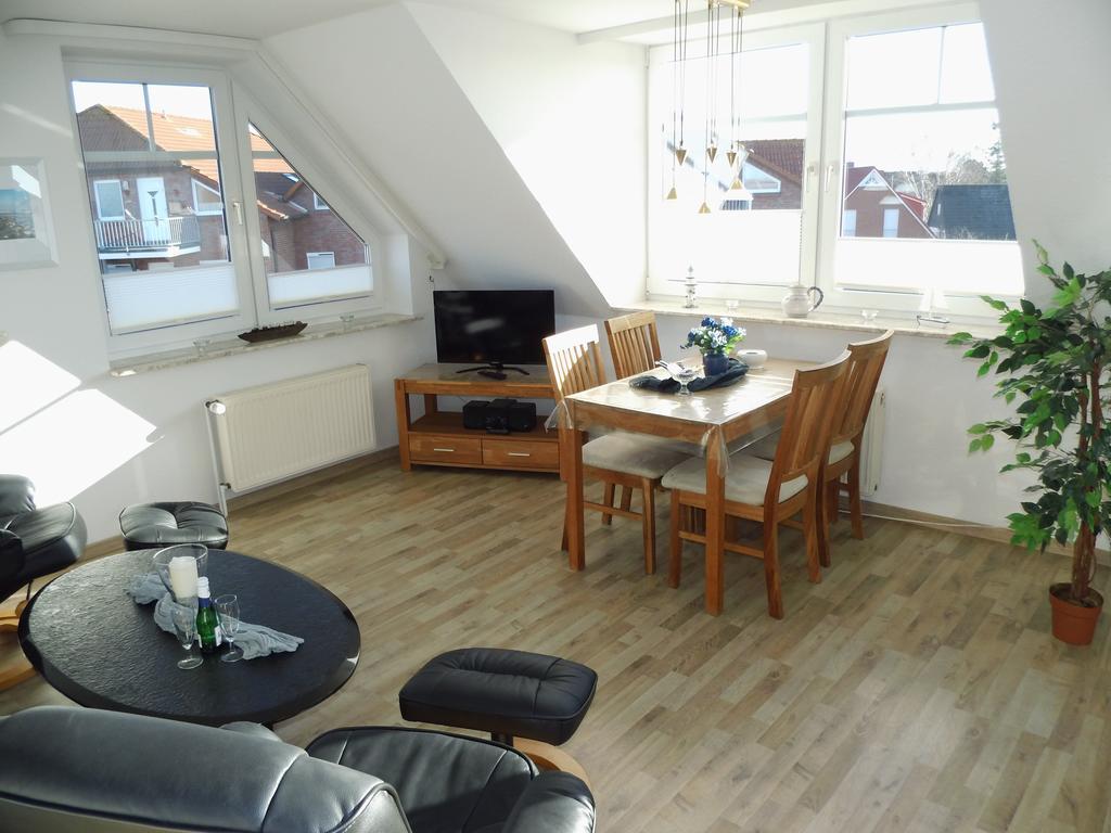 Yachthus - Direkt Am Meer Carolinensiel Habitación foto